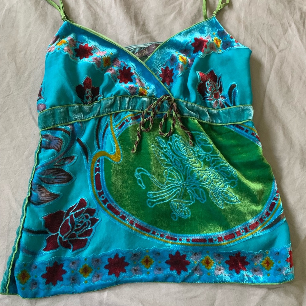 Gorgeous Hale Bob Burnout Velvet Top
